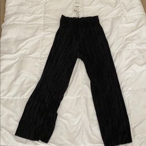 Black loose fitting trousers